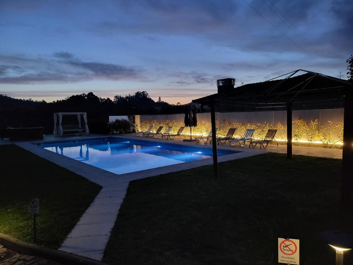 Villa Moura - Pool & Jacuzzi Póvoa de Lanhoso Екстериор снимка
