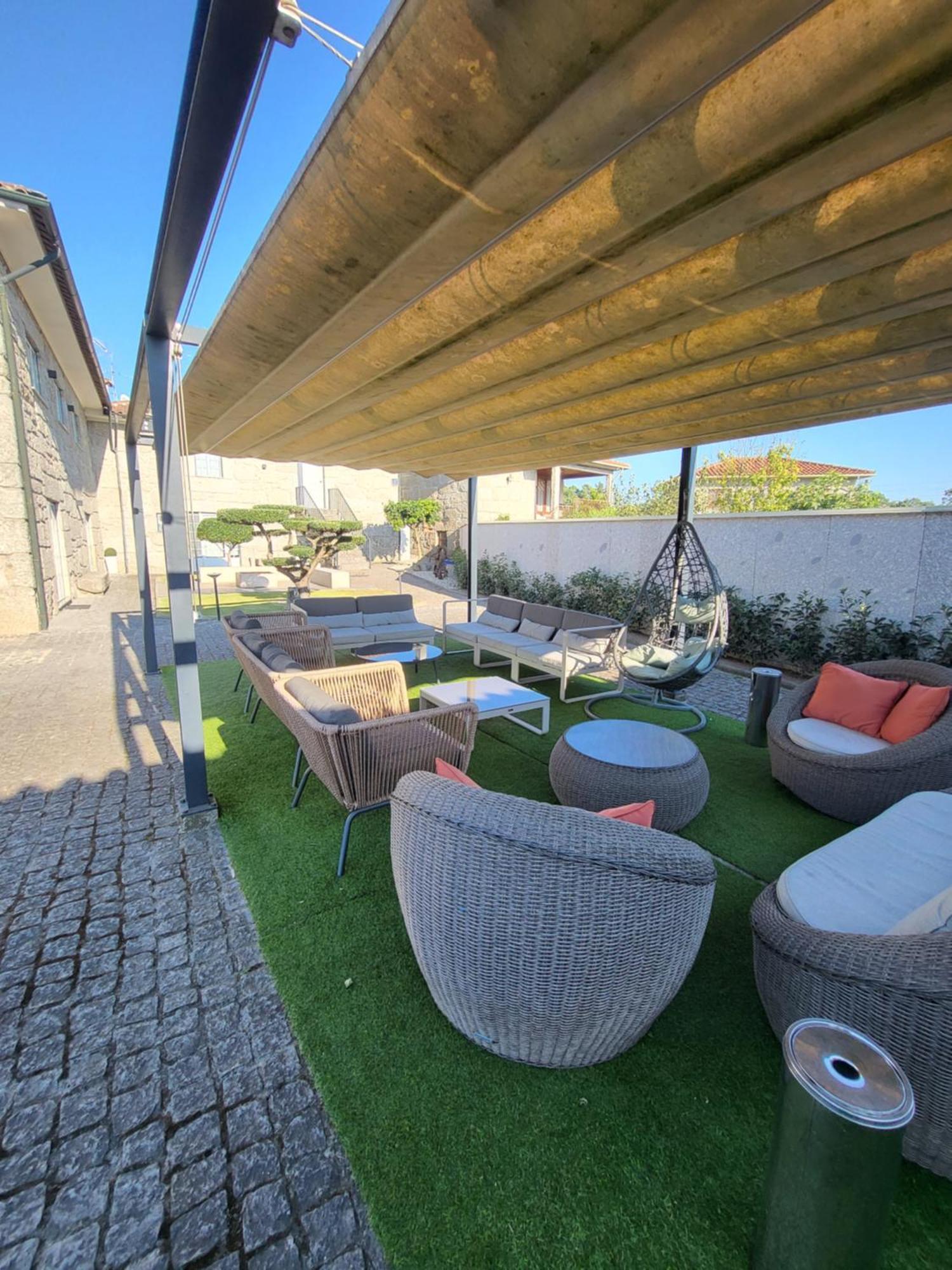 Villa Moura - Pool & Jacuzzi Póvoa de Lanhoso Екстериор снимка
